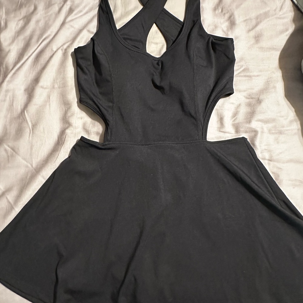 Elegant Black Backless Dress